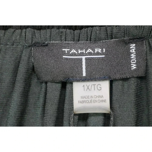 Tahari Women's Black Silky Blouse-Size 1X-New w/Tags - Picture 4 of 7